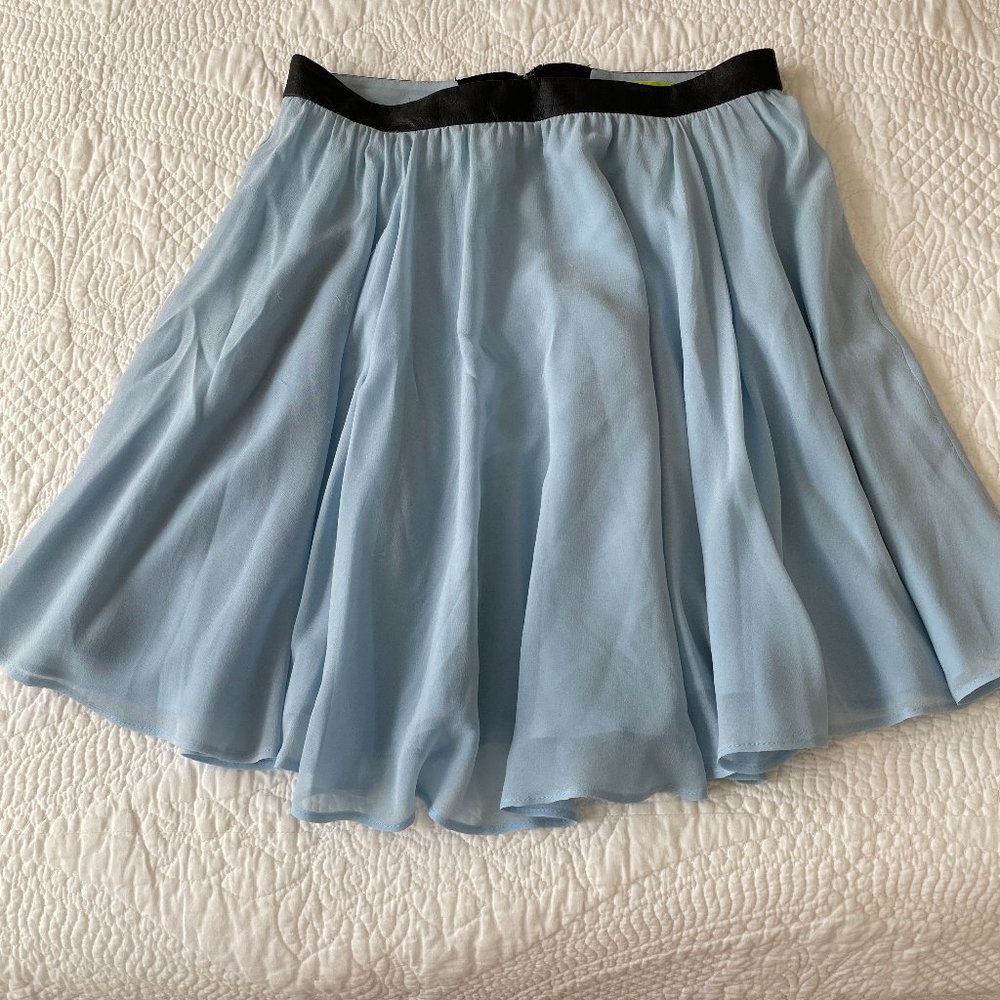 Alice + Olivia sky blue silk chiffon skirt size 2